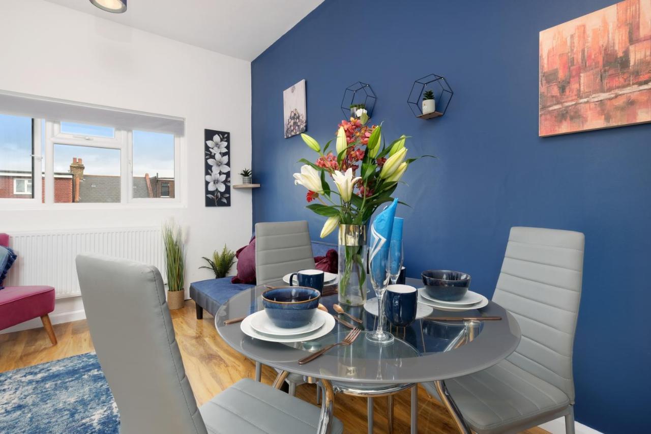 Fernbank Studios Sudbury Hill Harrow Self-Contained Studios With En-Suite Wembley 외부 사진